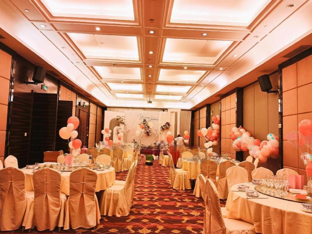 Royal Duke Cherrabah Hotel Zhongshan Zhongshan  Exterior foto